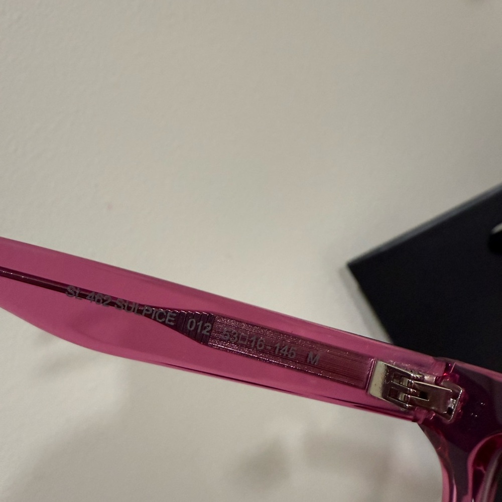 Saint Laurent Pink Cat-Eye Sunglasses with Modern Design - Picture 7 of 7
